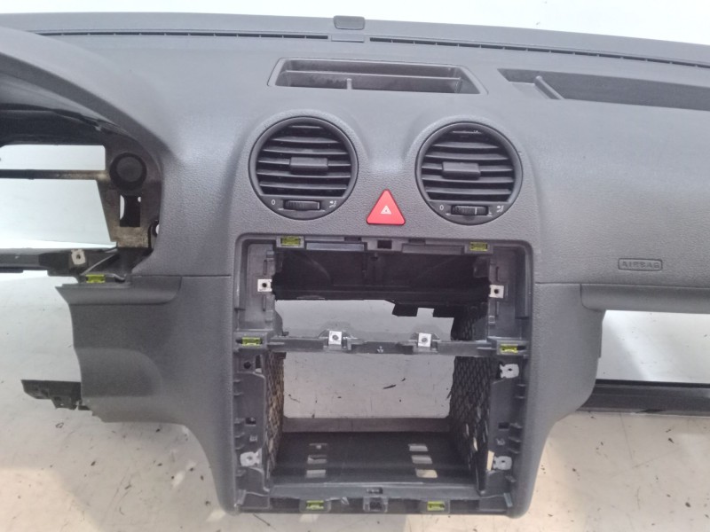 Recambio de salpicadero para volkswagen caddy iii furgoneta/monovolumen (2ka, 2kh, 2ca, 2ch) 1.9 tdi 4motion referencia OEM IAM 