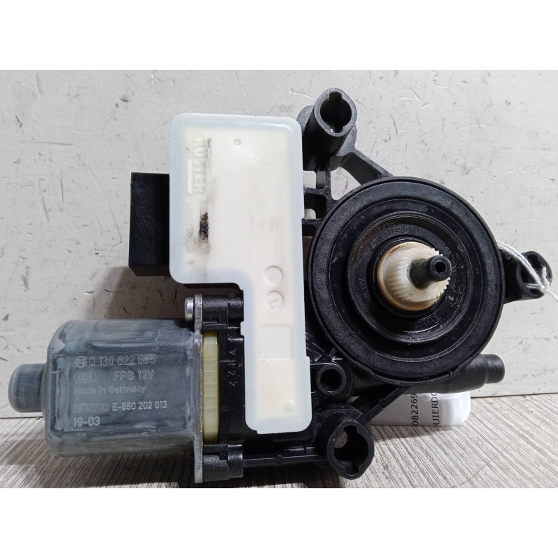 Recambio de motor elevaluna trasero izquierdo para seat ibiza v (kj1, kjg) 1.0 tsi referencia OEM IAM 0130822695  