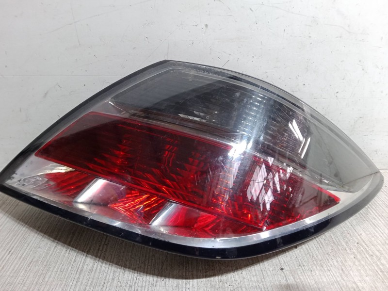 Recambio de piloto trasero derecho para opel astra h gtc (a04) 1.7 cdti (l08) referencia OEM IAM   