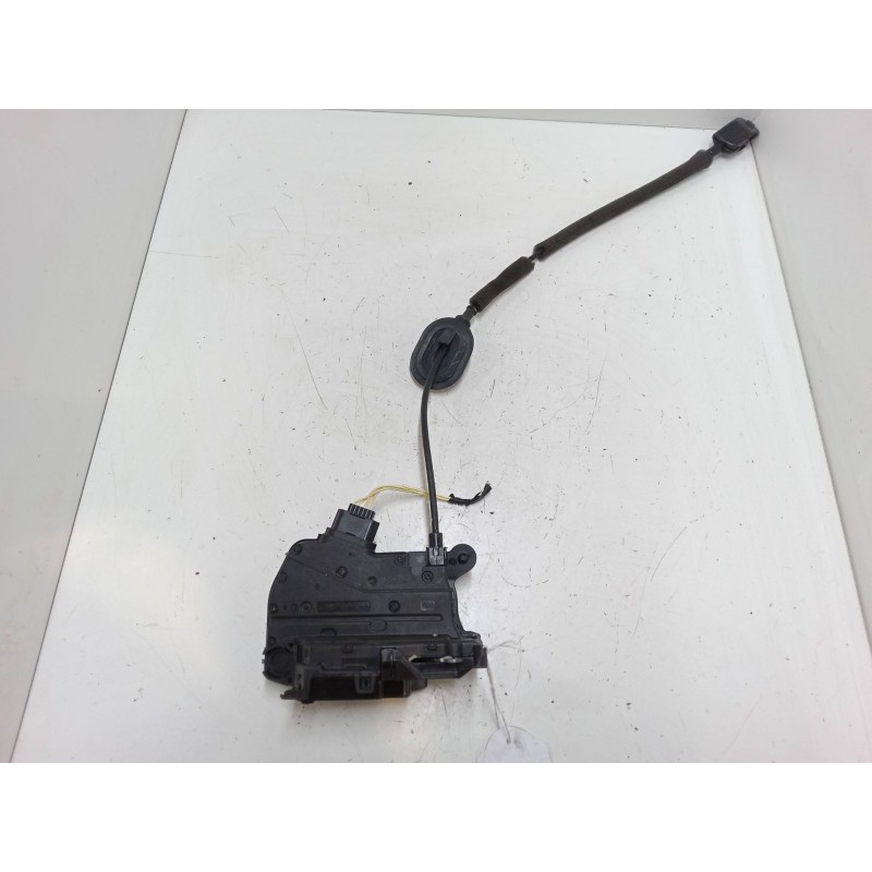 Recambio de cerradura puerta trasera derecha para renault captur i (j5_, h5_) 1.2 tce 120 referencia OEM IAM   
