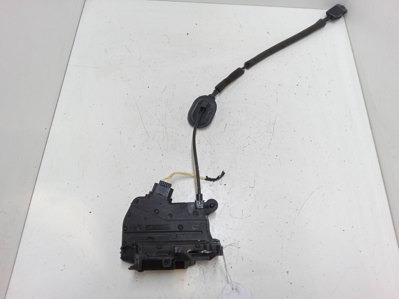 Recambio de cerradura puerta trasera derecha para renault captur i (j5_, h5_) 1.2 tce 120 referencia OEM IAM   