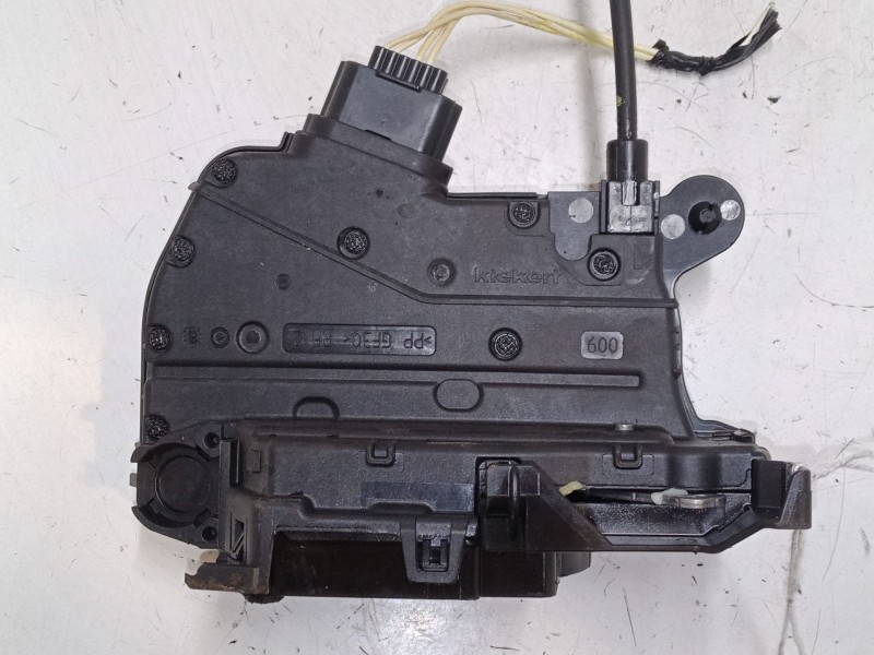 Recambio de cerradura puerta trasera derecha para renault captur i (j5_, h5_) 1.2 tce 120 referencia OEM IAM   