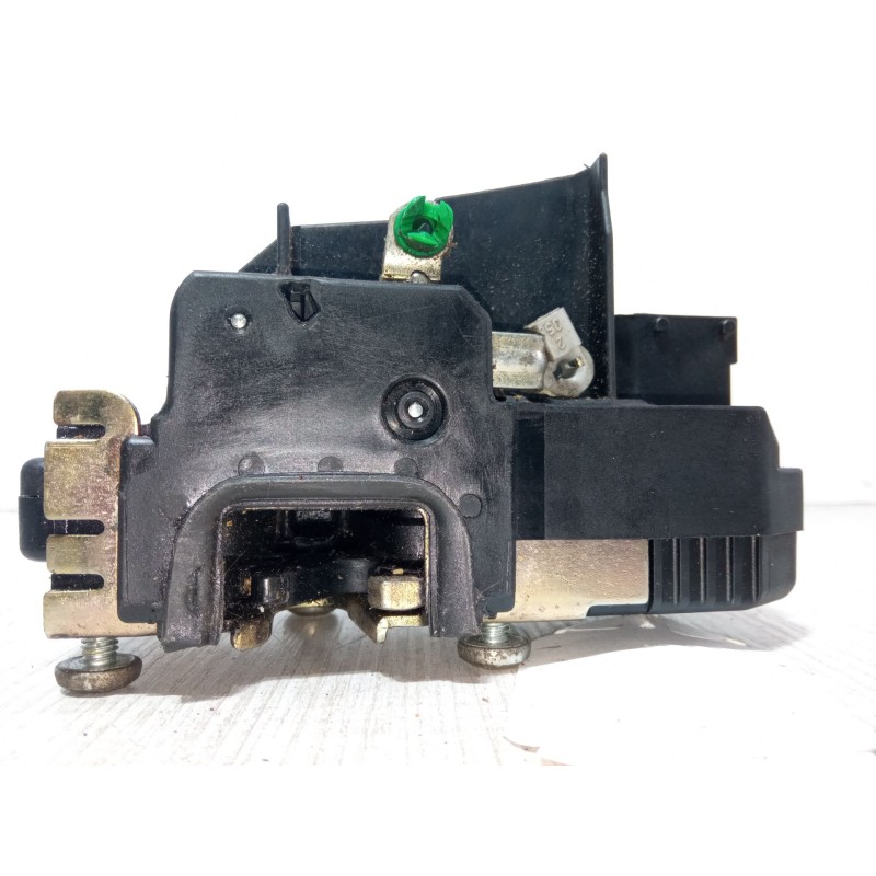 Recambio de cerradura puerta delantera derecha para opel vectra b (j96) 1.8 i 16v (f19) referencia OEM IAM 90507060  