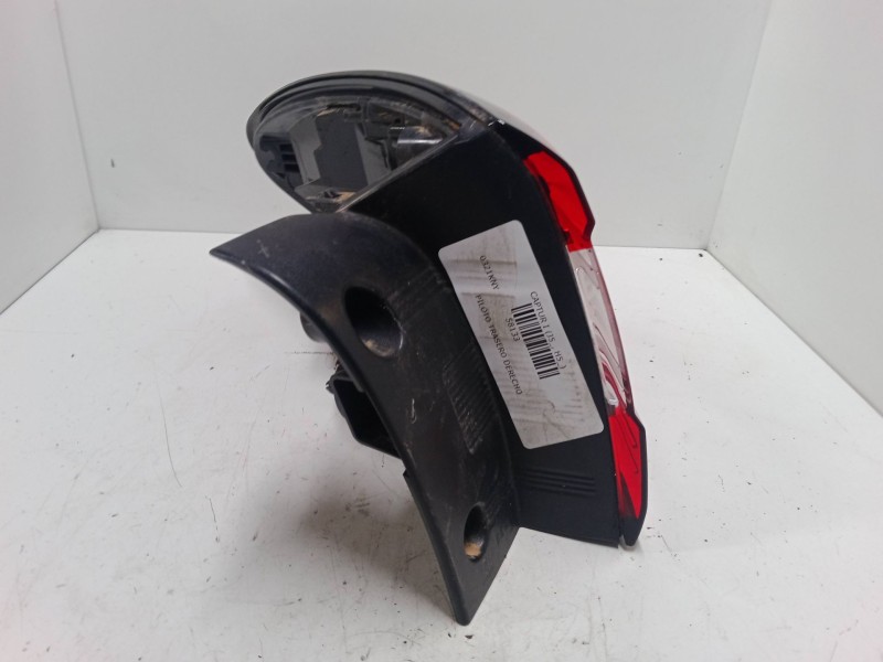 Recambio de piloto trasero derecho para renault captur i (j5_, h5_) 1.2 tce 120 referencia OEM IAM   