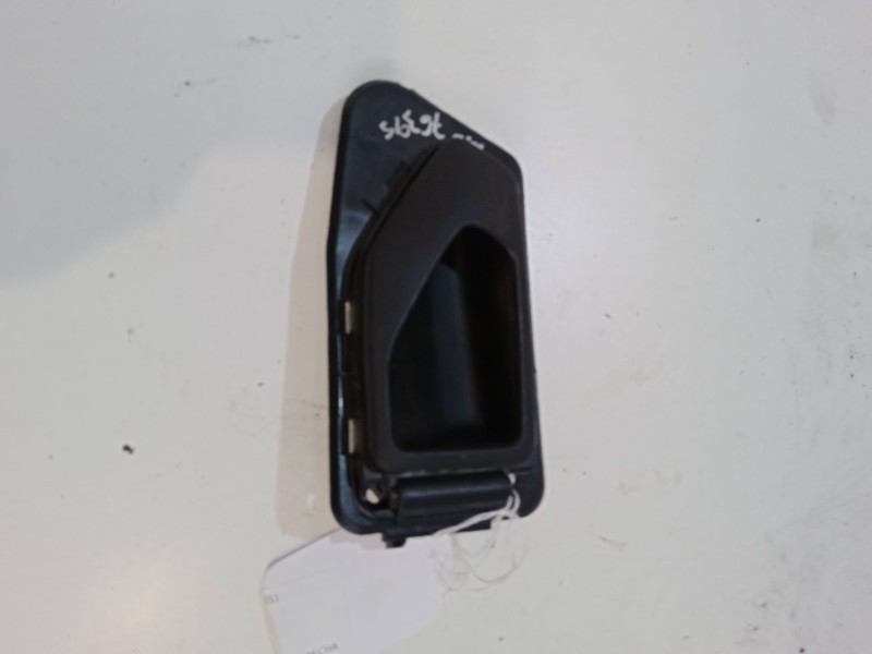 Recambio de maneta interior puerta delantera derecha para peugeot 306 hatchback (7a, 7c, n3, n5) 1.6 referencia OEM IAM 54505010 Recambio de maneta interior puerta delantera derecha para peugeot 306 hatchback (7a, 7c, n3, n5) 1.6 referencia OEM IAM 54505010
