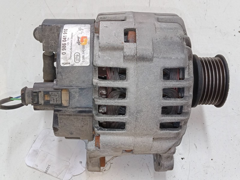 Recambio de alternador para volkswagen polo (6n2) 1.4 referencia OEM IAM 0986041910  