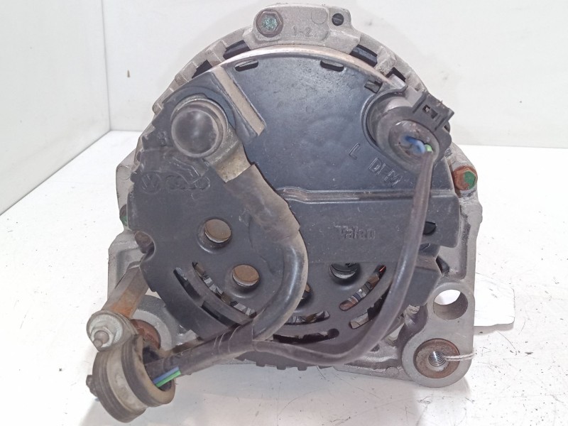 Recambio de alternador para volkswagen polo (6n2) 1.4 referencia OEM IAM 0986041910  
