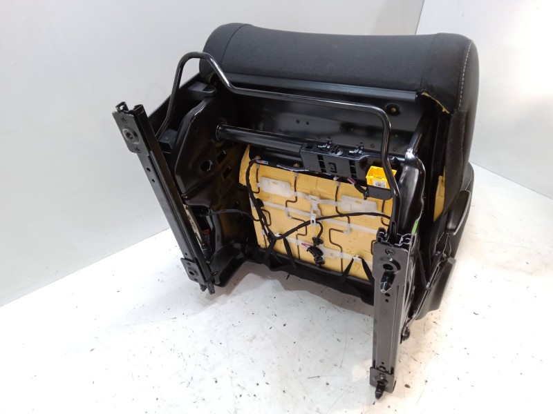Recambio de asiento delantero derecho para renault megane iii hatchback (bz0/1_, b3_) 1.2 tce (bz2b, bz11) referencia OEM IAM   