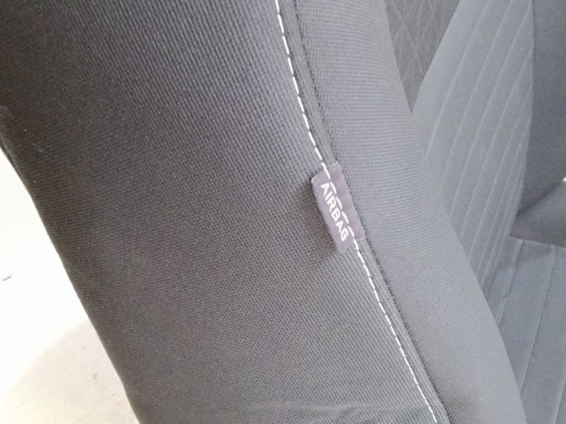 Recambio de asiento delantero derecho para renault megane iii hatchback (bz0/1_, b3_) 1.2 tce (bz2b, bz11) referencia OEM IAM   