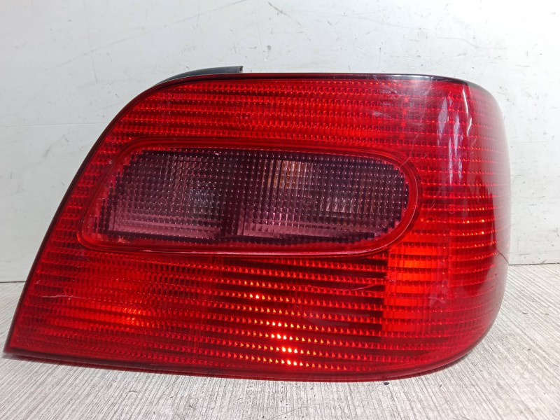 Recambio de piloto trasero izquierdo para citroën xsara (n1) 2.0 hdi 90 referencia OEM IAM   