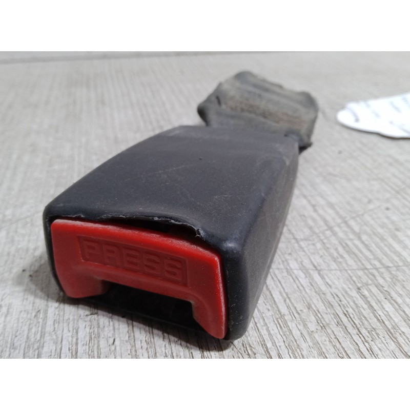 Recambio de anclaje cinturon trasero izquierdo para citroën berlingo / berlingo first monospace (mf_, gjk_, gfk_) 1.9 d (mfwjz) 