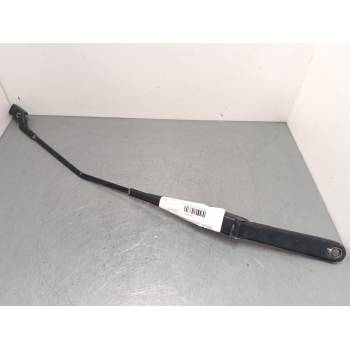 BRAZO LIMPIA DELANTERO DERECHO 8A6117526BB 