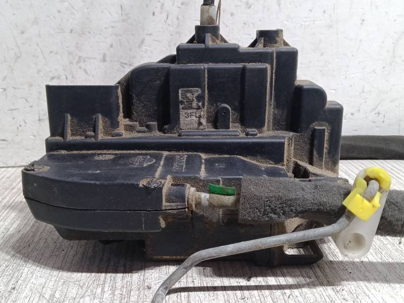 CERRADURA PUERTA DELANTERA IZQUIERDA 