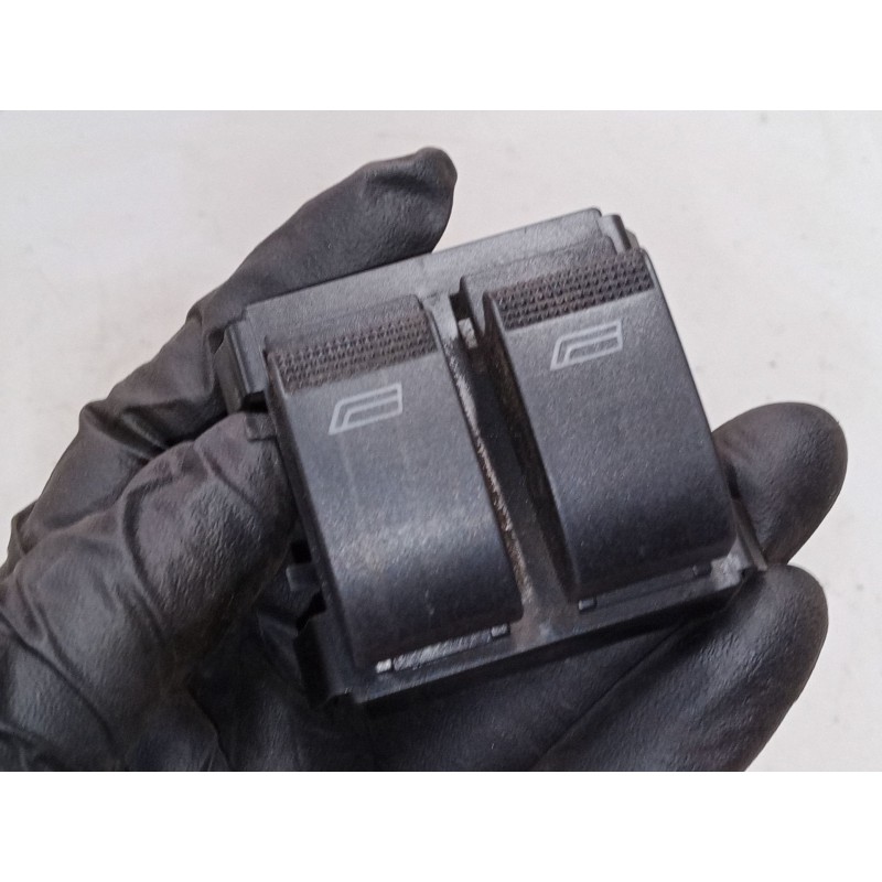 Recambio de mando elevalunas delantero izquierdo para audi a3 (8l1) 1.9 tdi referencia OEM IAM 8l0959851  501667