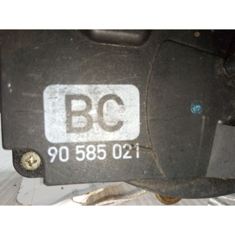 Recambio de cerradura puerta delantera izquierda para opel vectra b (j96) 1.8 i 16v (f19) referencia OEM IAM 90585021  