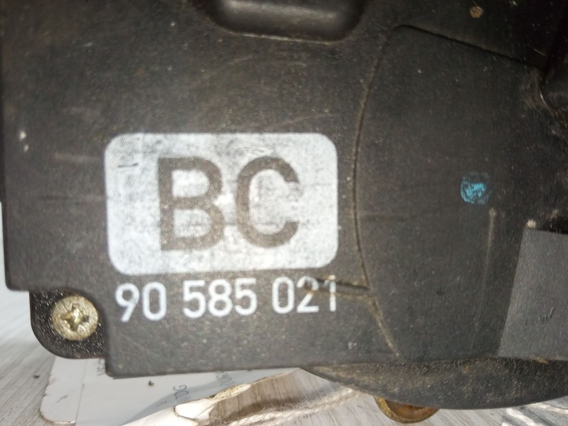 Recambio de cerradura puerta delantera izquierda para opel vectra b (j96) 1.8 i 16v (f19) referencia OEM IAM 90585021  