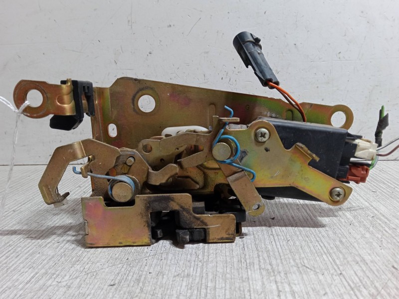 Recambio de cerradura puerta delantera izquierda para smart city-coupe (450) 0.7 (450.330) referencia OEM IAM   