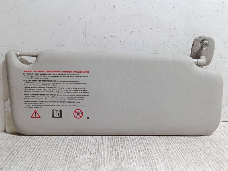 Recambio de parasol derecho para renault twingo ii (cn0_) 1.2 16v (cn0k, cn0v) referencia OEM IAM   
