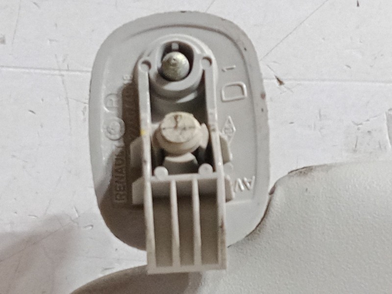 Recambio de parasol derecho para renault twingo ii (cn0_) 1.2 16v (cn0k, cn0v) referencia OEM IAM   