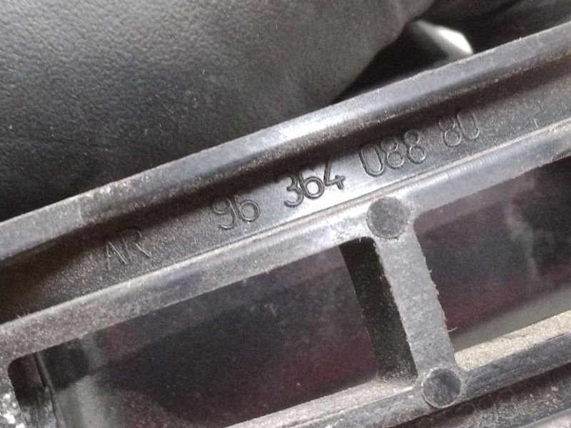 Recambio de maneta exterior puerta delantera derecha para peugeot 307 (3a/c) 1.4 16v referencia OEM IAM   