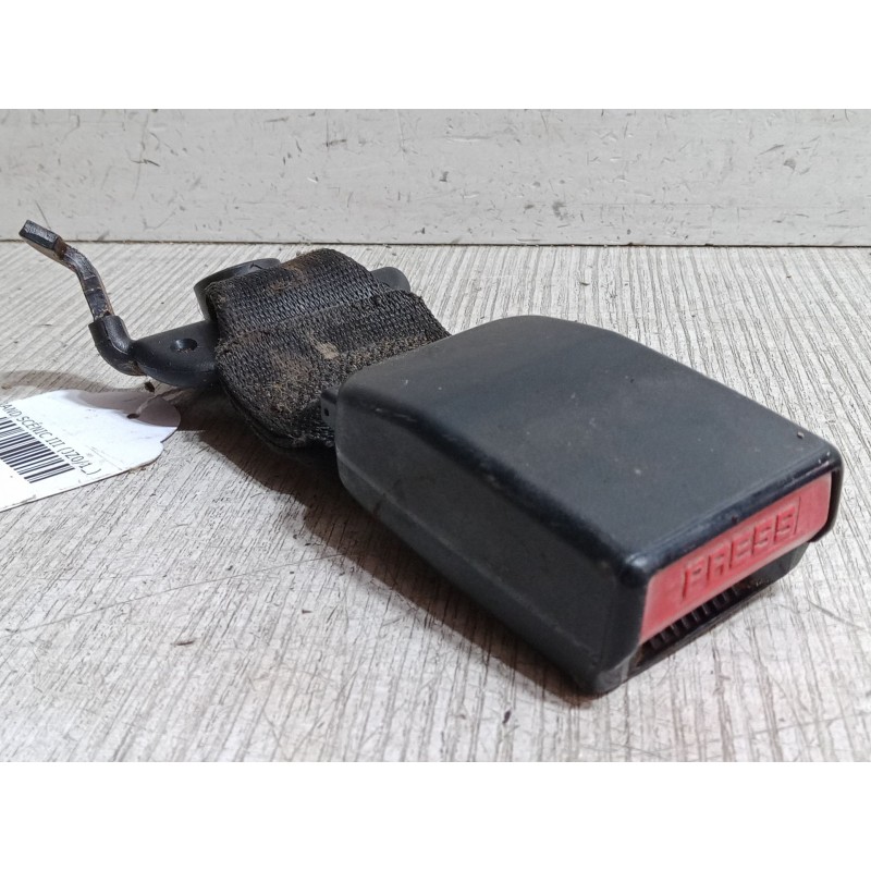 Recambio de anclaje cinturon trasero derecho para renault grand scénic iii (jz0/1_) 1.4 16v (jz0f) referencia OEM IAM   