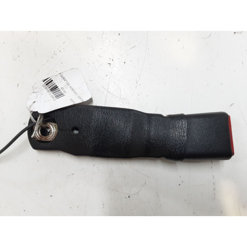 Recambio de anclaje cinturon delantero izquierdo para mercedes-benz clase m (w163) ml 400 cdi (163.128) referencia OEM IAM   
