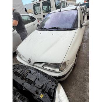 RENAULT MEGANE I (BA0/1_) de desguace