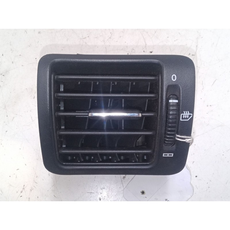 Recambio de aireador derecho para mercedes-benz clase m (w163) ml 400 cdi (163.128) referencia OEM IAM   