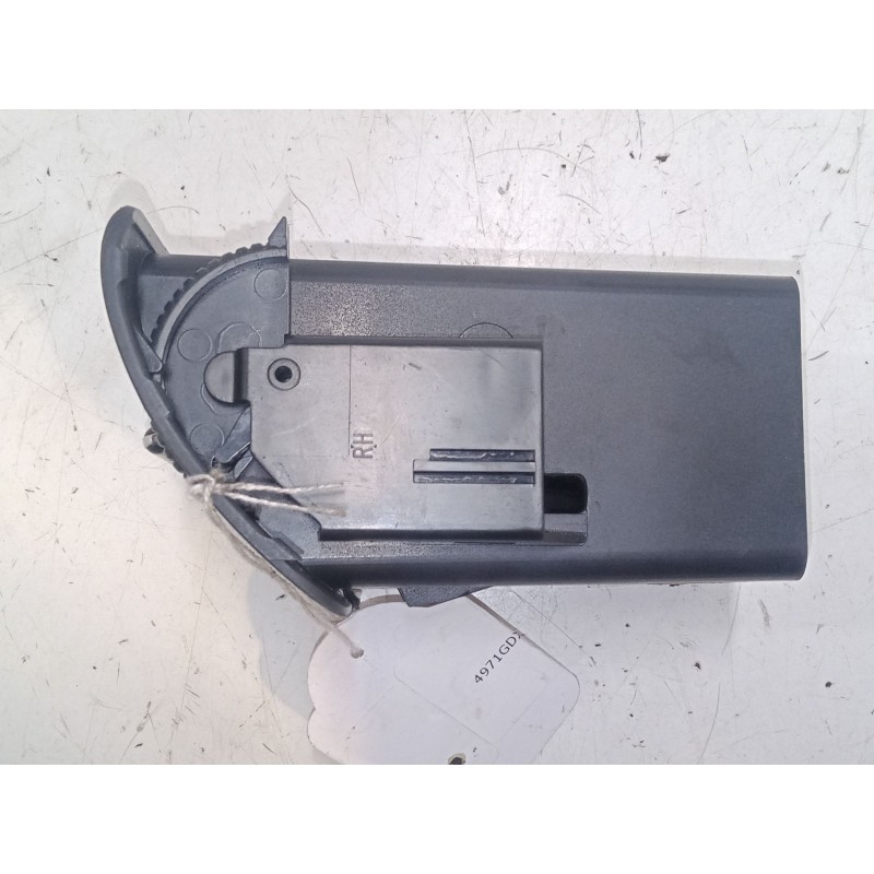 Recambio de aireador derecho para mercedes-benz clase m (w163) ml 400 cdi (163.128) referencia OEM IAM   