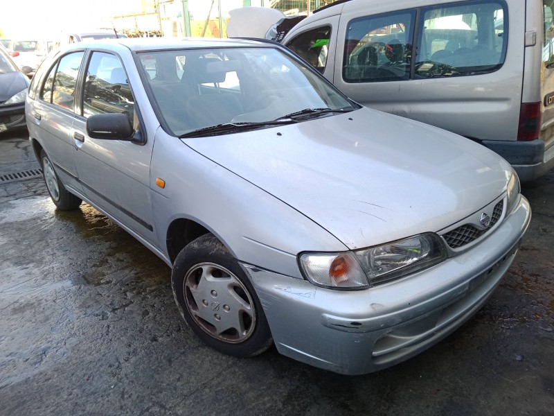 nissan almera i hatchback (n15) del año 1998 nissan almera i hatchback (n15) del año 1998