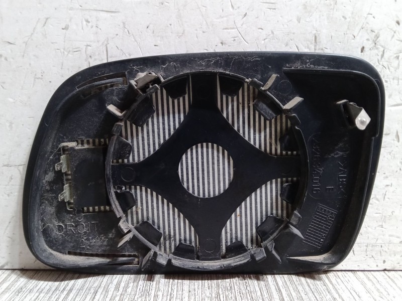Recambio de cristal retrovisor derecho para peugeot 407 (6d_) 1.6 hdi 110 (6d9hzc, 6d9hyc) referencia OEM IAM   