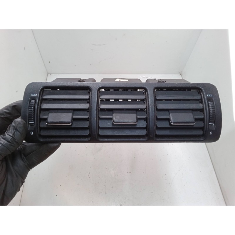 Recambio de aireador central para mercedes-benz clase m (w163) ml 400 cdi (163.128) referencia OEM IAM   