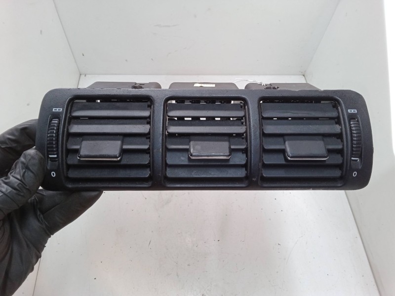 Recambio de aireador central para mercedes-benz clase m (w163) ml 400 cdi (163.128) referencia OEM IAM   