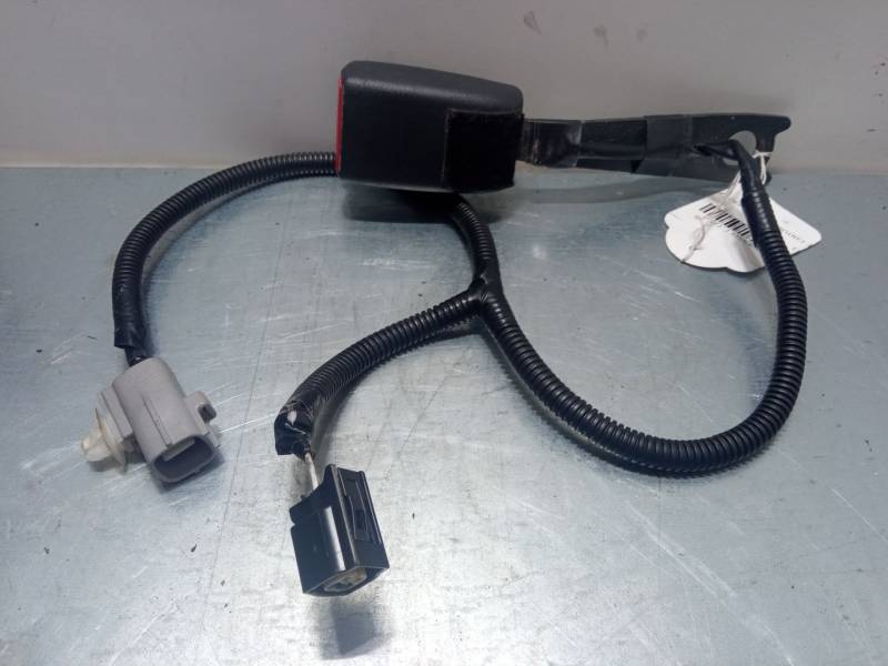 ANCLAJE CINTURON DELANTERO IZQUIERDO 