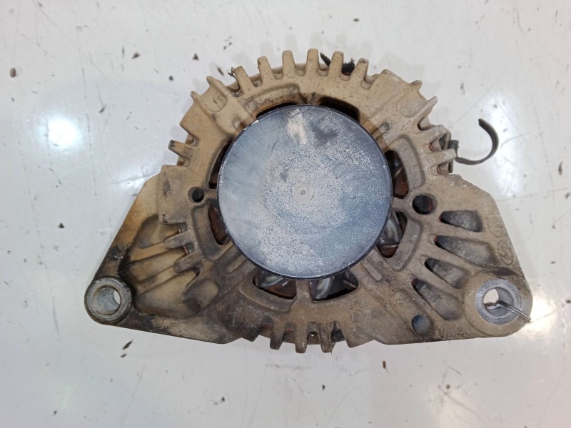 Recambio de alternador para kia rio ii (jb) 1.5 crdi referencia OEM IAM 373002A110  