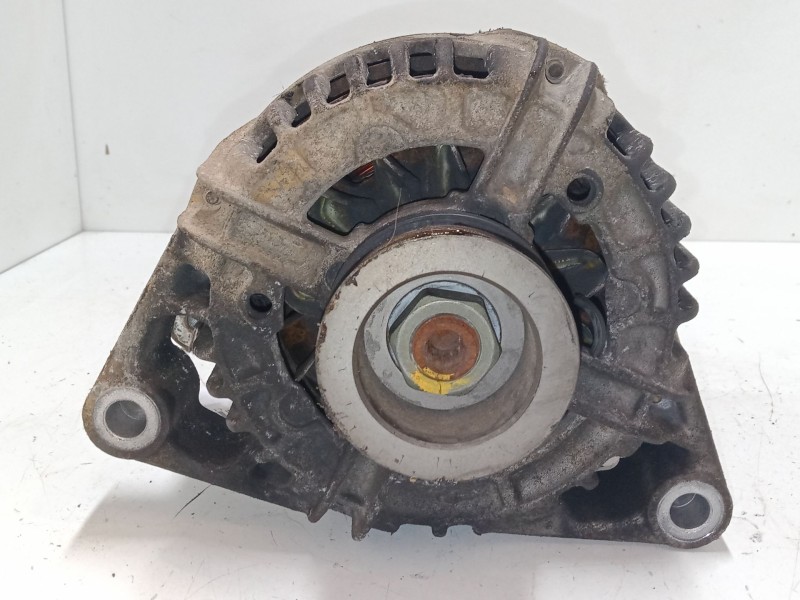 Recambio de alternador para opel corsa c (x01) 1.2 (f08, f68) referencia OEM IAM 0124415023  24437120