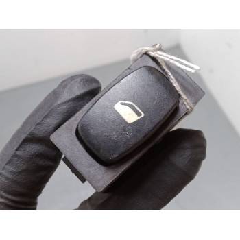 MANDO ELEVALUNAS DELANTERO DERECHO 96360166XT 