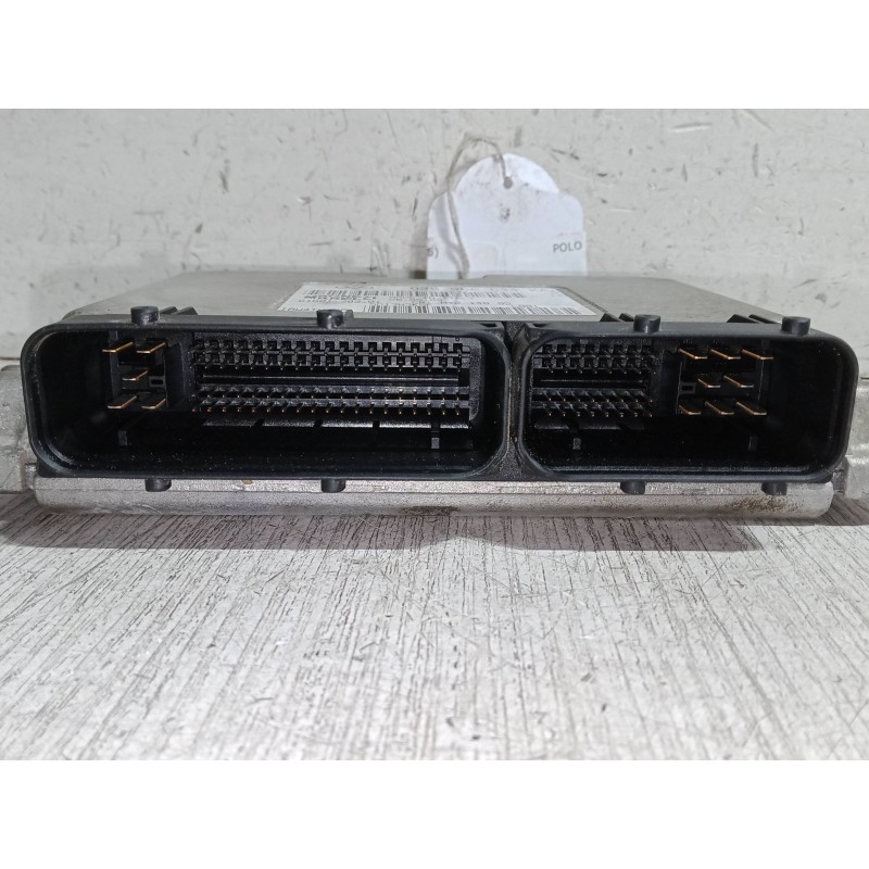 Recambio de centralita motor uce para volkswagen polo iv sedán (9a4, 9a2, 9n2, 9a6) 1.4 referencia OEM IAM 036906034KA IAW4TV.KA