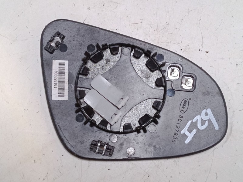 Recambio de cristal retrovisor izquierdo para toyota auris (_e18_) 1.8 hybrid (zwe186_) referencia OEM IAM   