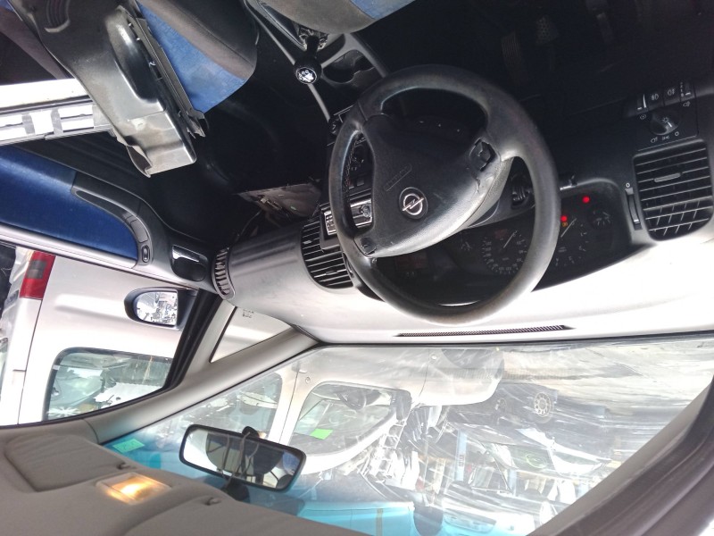 opel zafira a monospace (t98) del año 2002