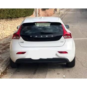 VOLVO V40 HATCHBACK (525)