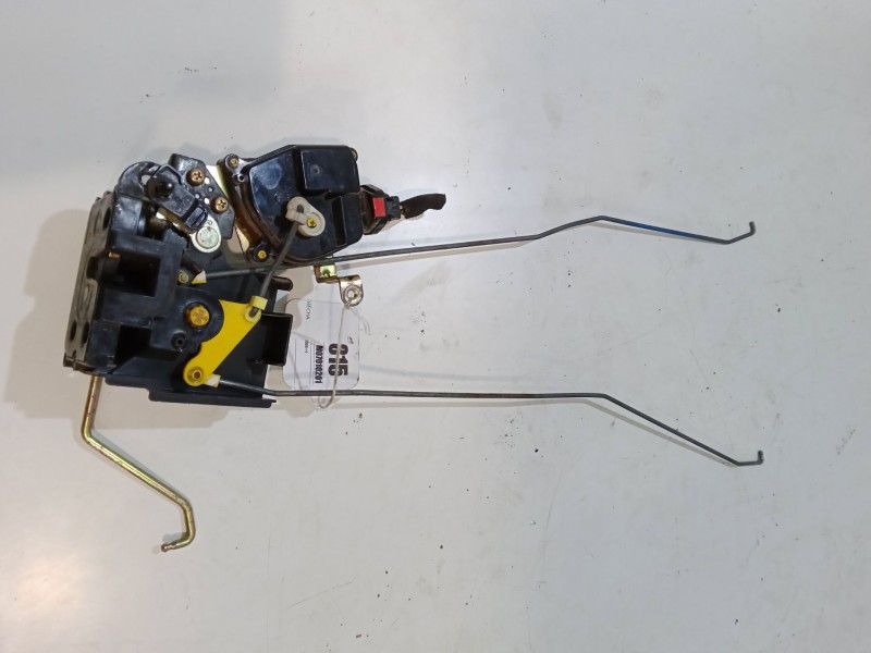 Recambio de cerradura puerta trasera derecha para hyundai accent iii sedán (mc) 1.4 gl referencia OEM IAM   