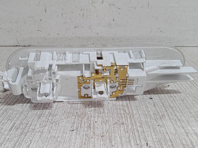 Recambio de luz interior delantera para dacia logan mcv ii 1.2 referencia OEM IAM   