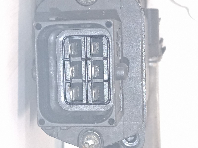 Recambio de motor elevaluna delantero derecho para opel corsa d (s07) 1.2 (l08, l68) referencia OEM IAM   