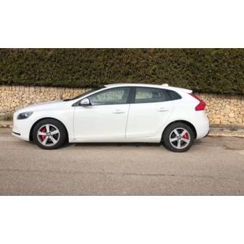 VOLVO V40 HATCHBACK (525)