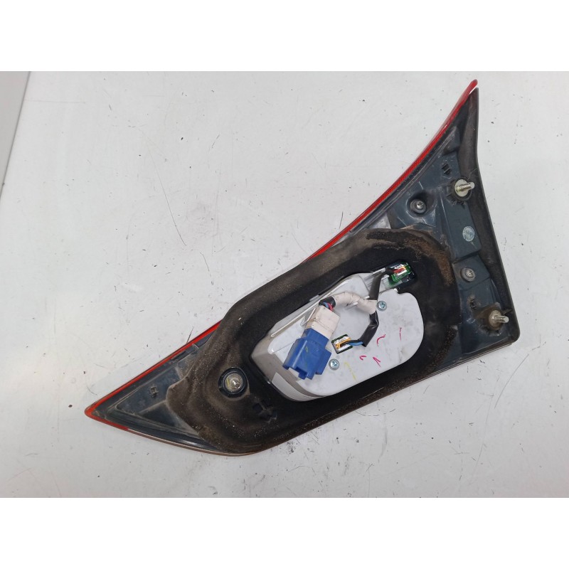 Recambio de piloto trasero porton izquierdo para toyota auris (_e18_) 1.8 hybrid (zwe186_) referencia OEM IAM 18672  