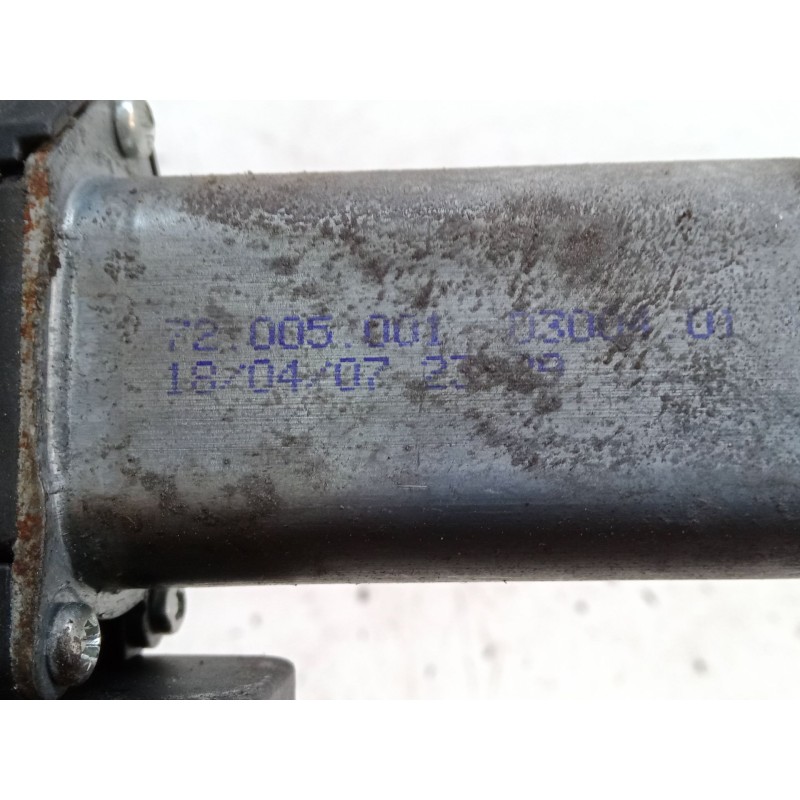 Recambio de motor elevaluna delantero izquierdo para opel corsa d (s07) 1.2 (l08, l68) referencia OEM IAM   