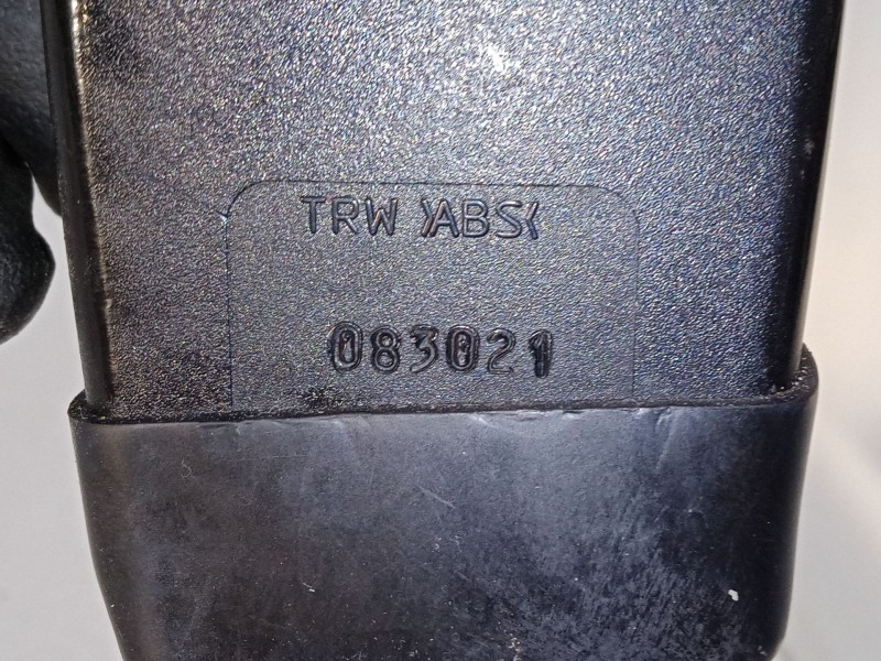 Recambio de anclaje cinturon delantero derecho para bmw x5 (e53) 3.0 d referencia OEM IAM 33017251  