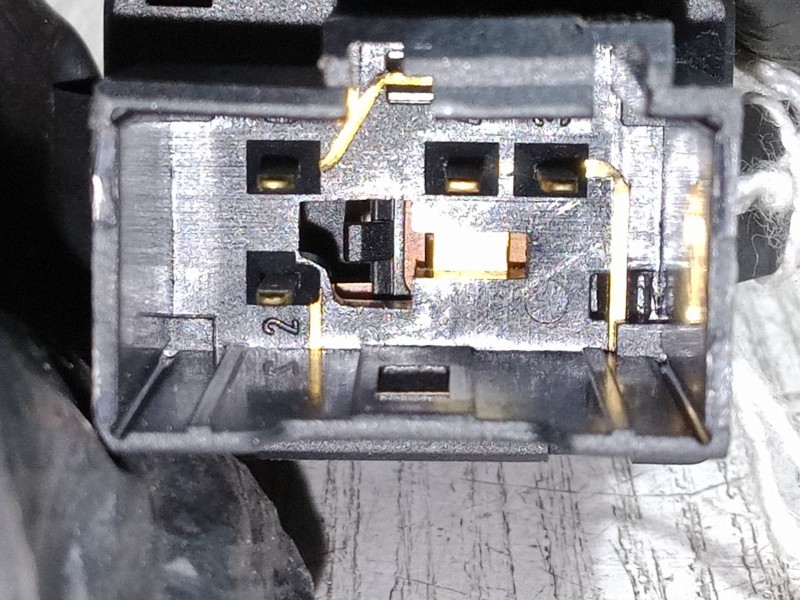 Recambio de warning para volkswagen polo iv sedán (9a4, 9a2, 9n2, 9a6) 1.4 referencia OEM IAM   