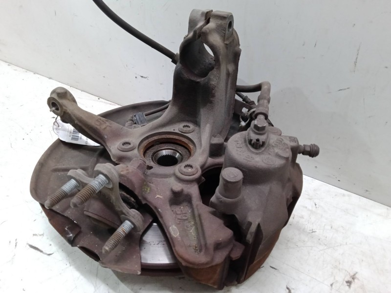 Recambio de mangueta delantera izquierda para audi a3 (8p1) 1.6 fsi referencia OEM IAM   